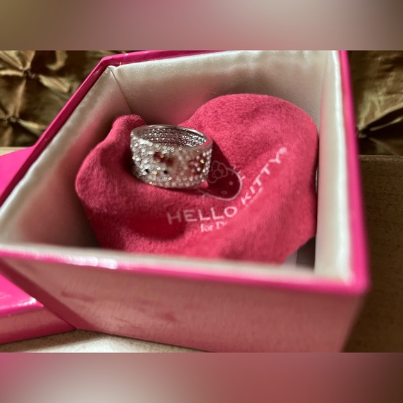 Hello Kitty Sanrio for Diamonique Hello Kitty Flower Eternity Ring size 8 1/2 🌸 - Picture 6 of 13